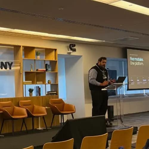 Dylan McArthur presenting the Forest Systems live technology demo